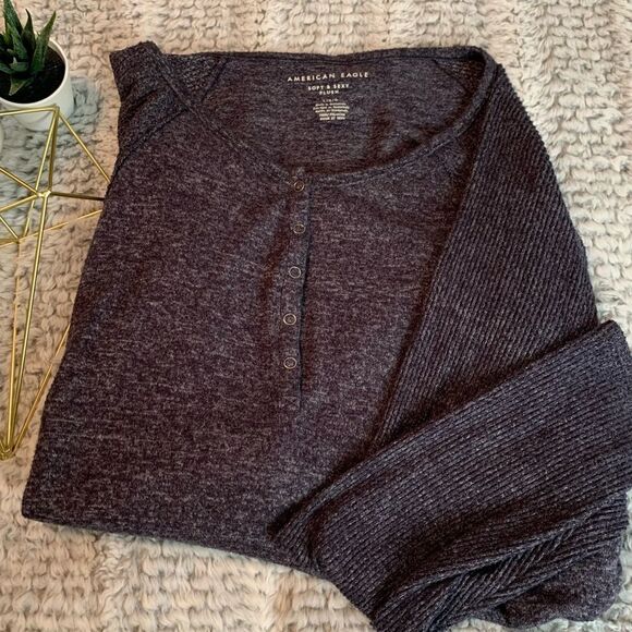 American Eagle Shirt - Picture 1 of 4
